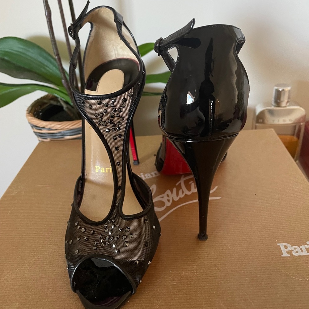 Christian Louboutin Patinana heels